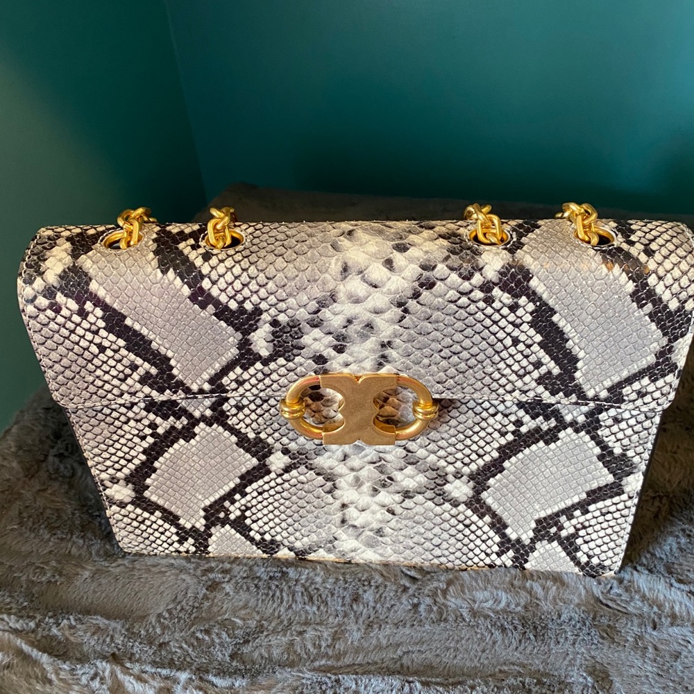 Tory Burch Gemini Gray Snakeskin Embossed Bag - Picture 4 of 14